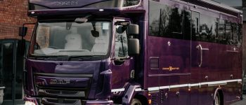 Stand Out From the Herd with Custom Horsebox Resprays