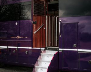 16 tonne horsebox external photo with door open