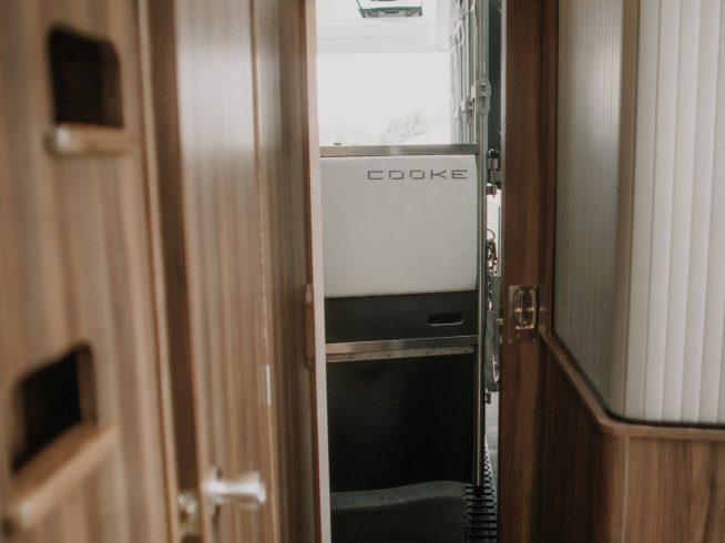 NOW SOLD – Cooke 50th Edition 26t 6 Horsebox – Available Now